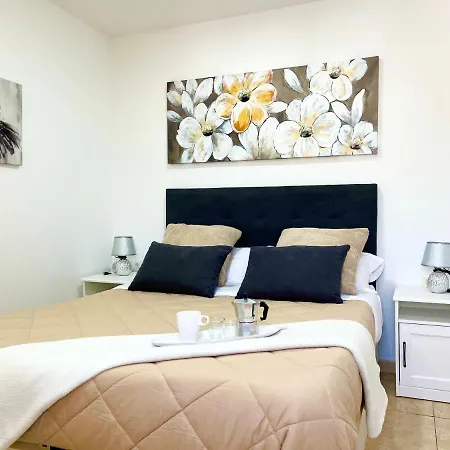 Sea View Penthouse Appartamento *