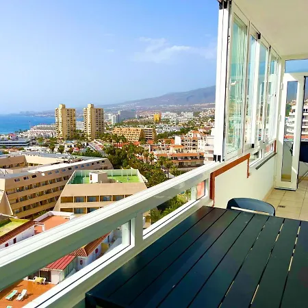 Sea View Penthouse Apartment *